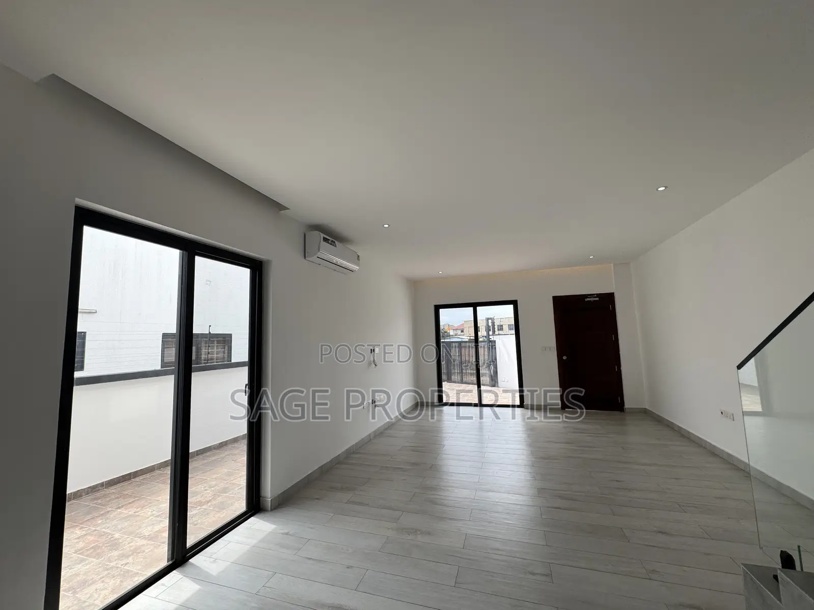 2bdrm Duplex in Manet Junction for sale