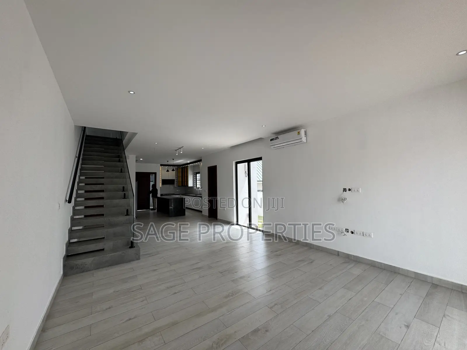 2bdrm Duplex in Manet Junction for sale