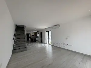 2bdrm Duplex in Manet Junction for sale