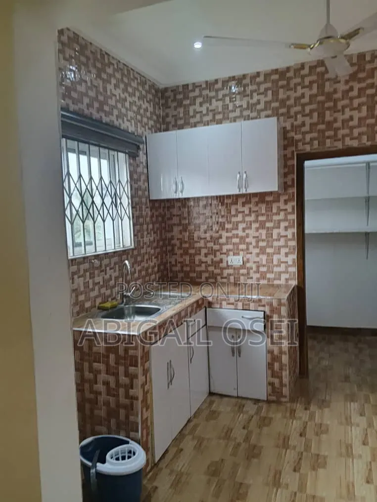 2bdrm Apartment in New Legon, Accra Metropolitan for rent