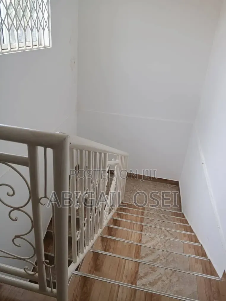 2bdrm Apartment in New Legon, Accra Metropolitan for rent