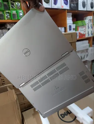New Laptop Dell Latitude 5310 2-in-1 8GB Intel Core i5 SSD 256GB