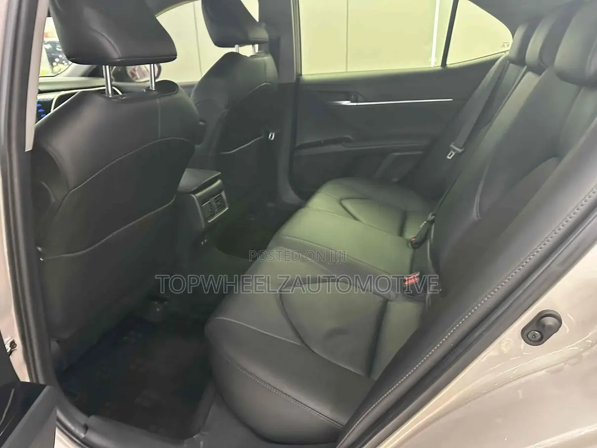 Toyota Camry 2020