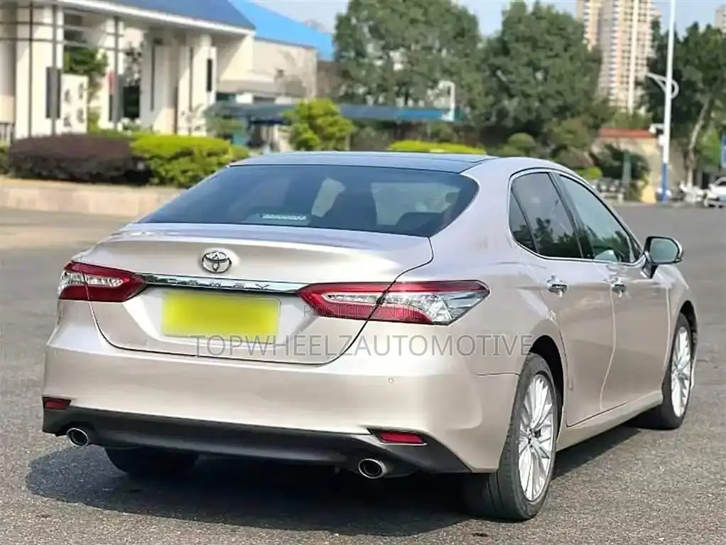 Toyota Camry 2020