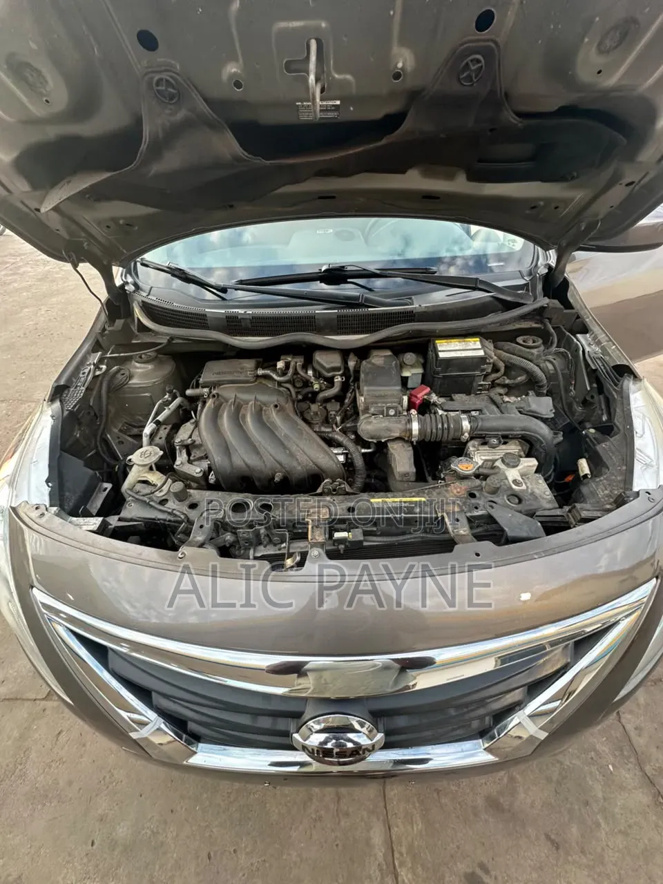 Nissan Versa 1.6 SV 2017 Gray