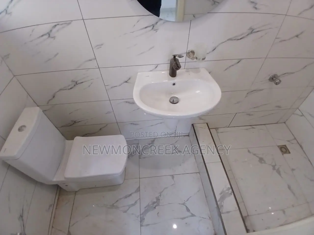 3bdrm Duplex in Abokobi, Accra Metropolitan for sale