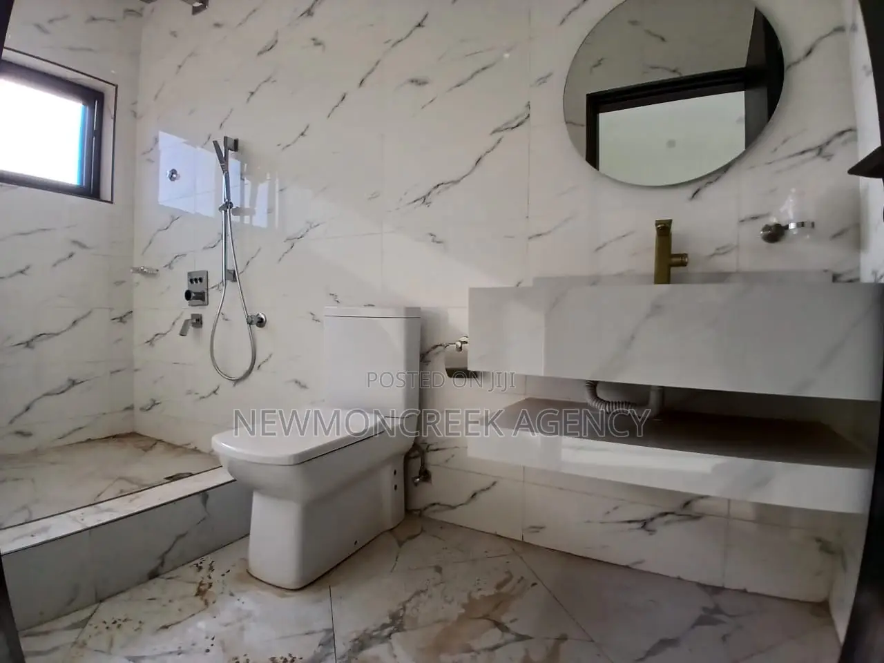 3bdrm Duplex in Abokobi, Accra Metropolitan for sale