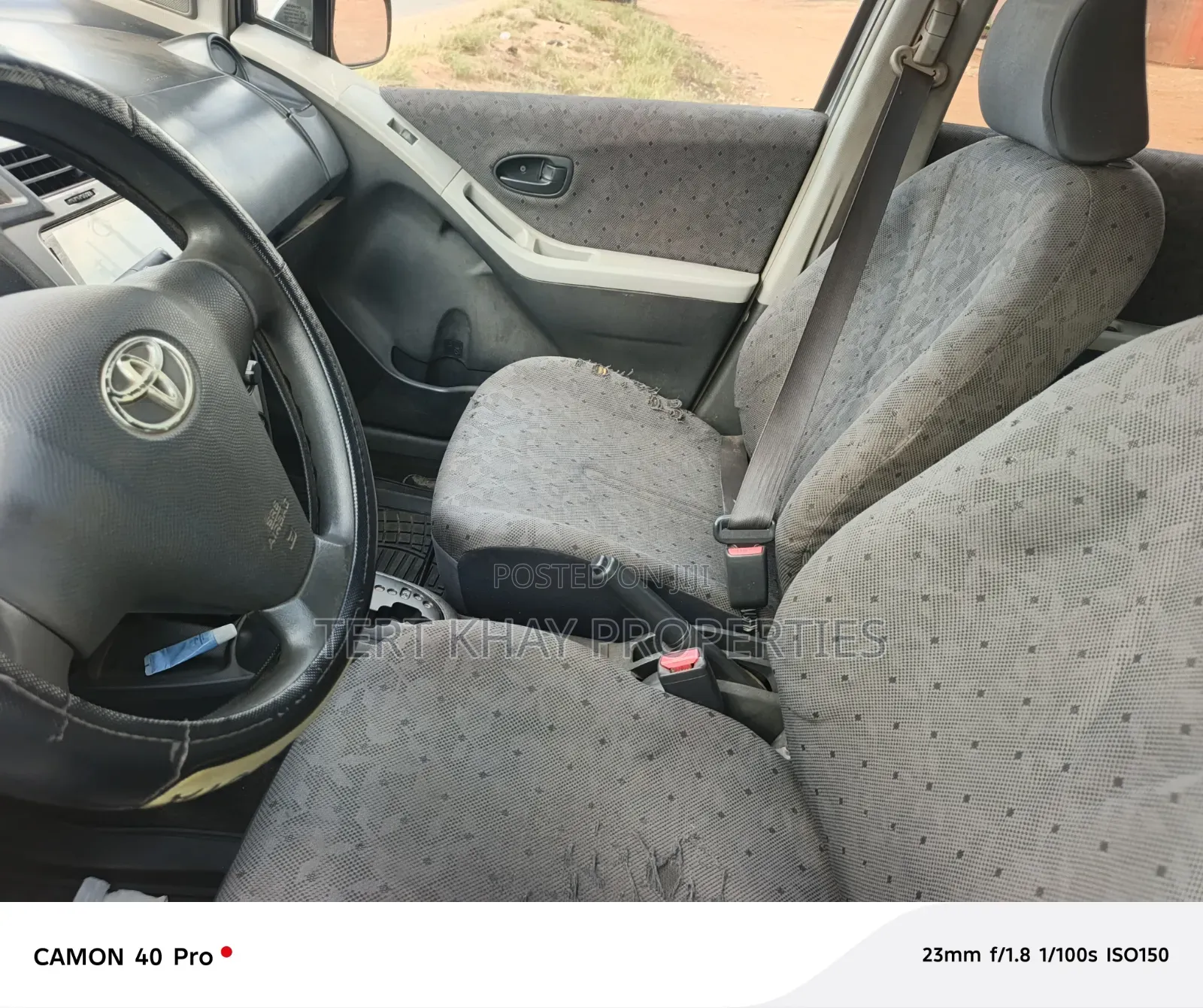 Toyota Yaris 2010 Silver