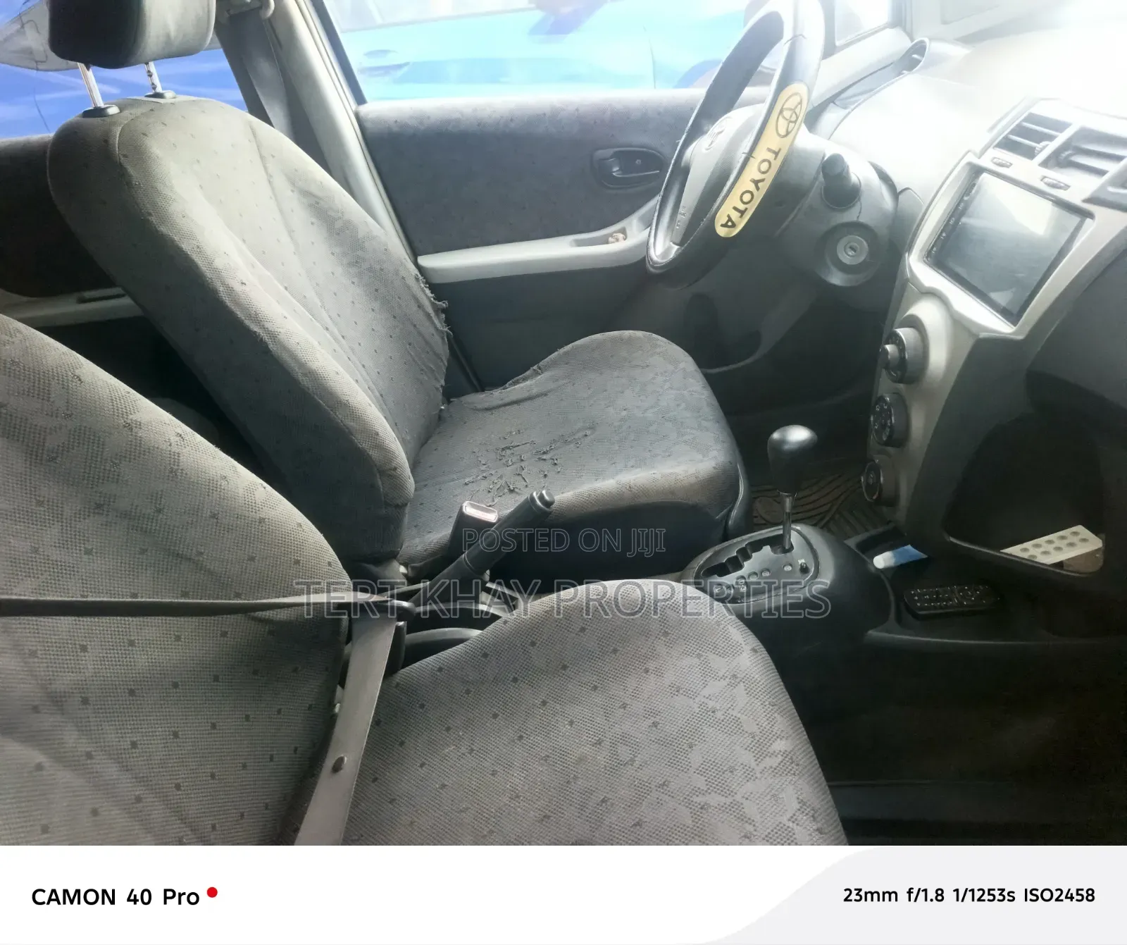 Toyota Yaris 2010 Silver