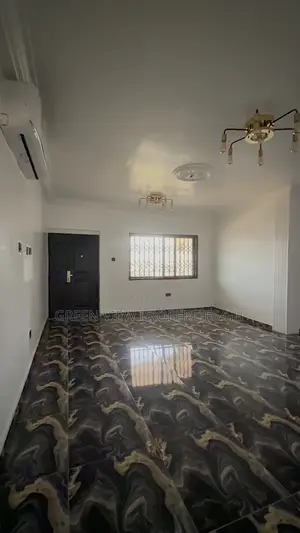 4bdrm Apartment in West Hills Mall Area for rent