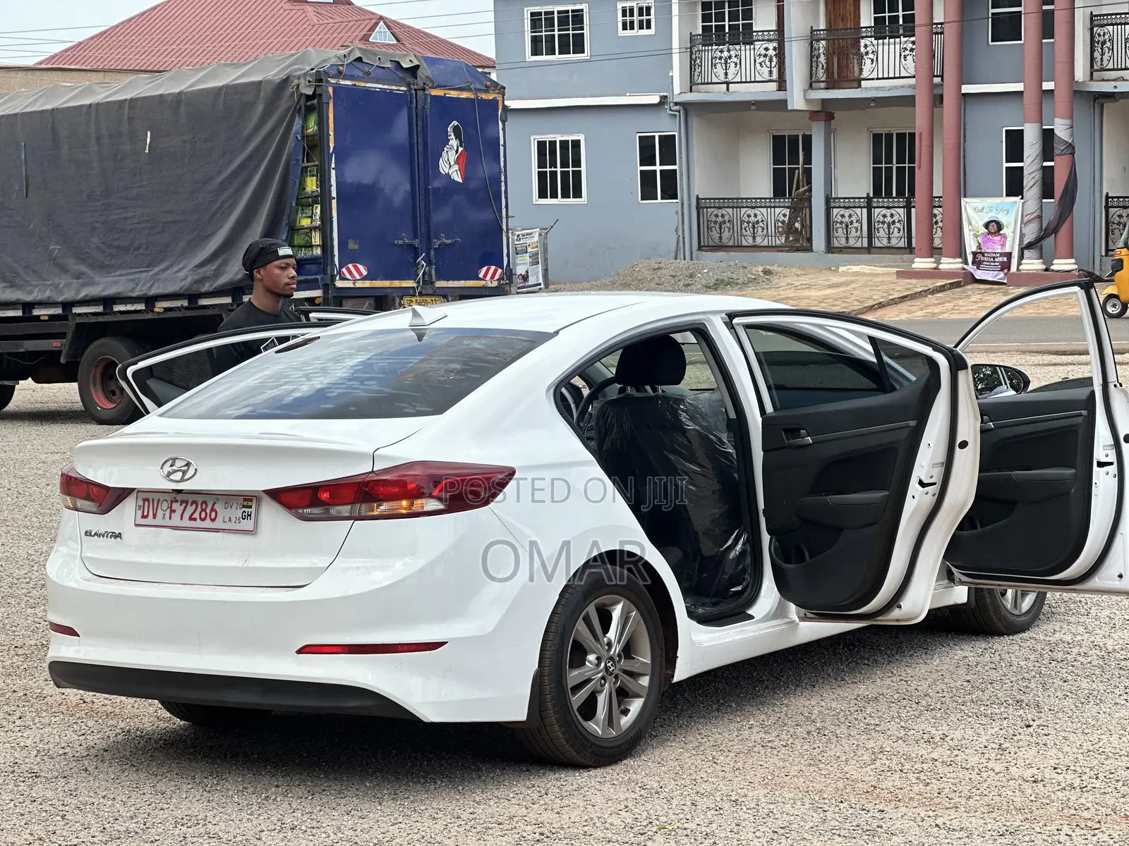Hyundai Elantra Value Edition Sedan FWD (2.0L 4cyl 6A) 2017 White