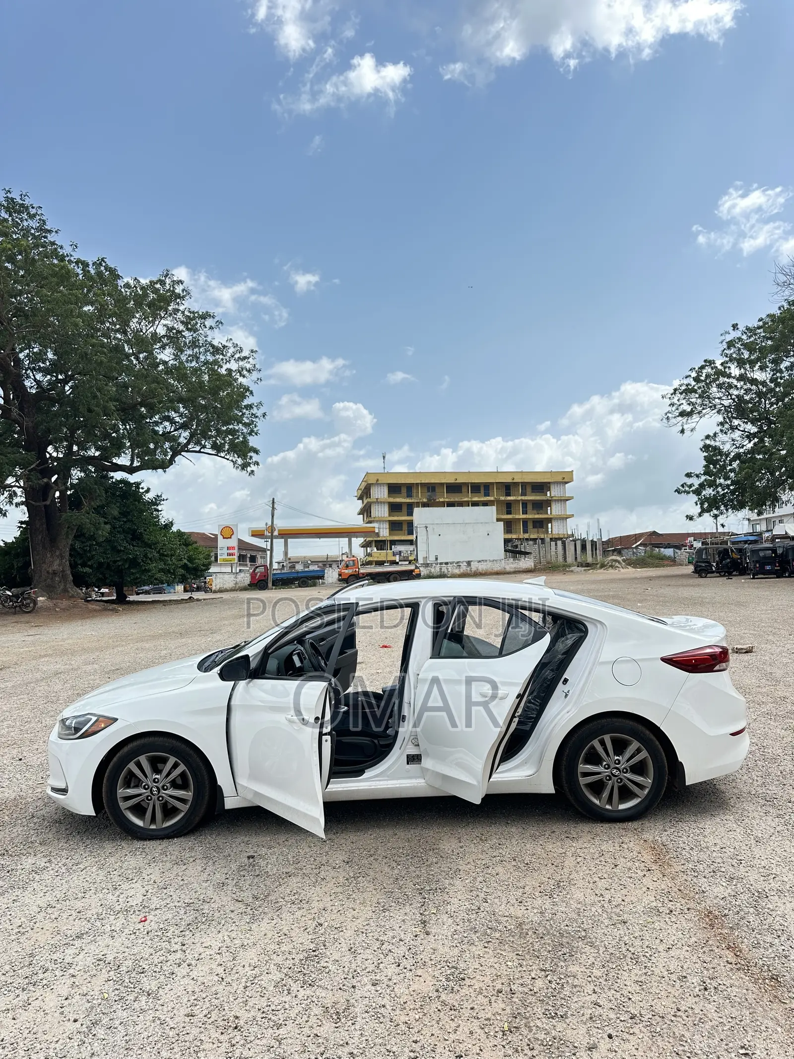 Hyundai Elantra Value Edition Sedan FWD (2.0L 4cyl 6A) 2017 White
