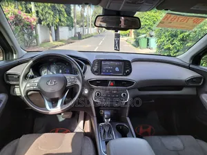 Hyundai Santa Fe 2019 Black
