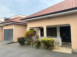 5bdrm House in Accra, Coca Cola for rent