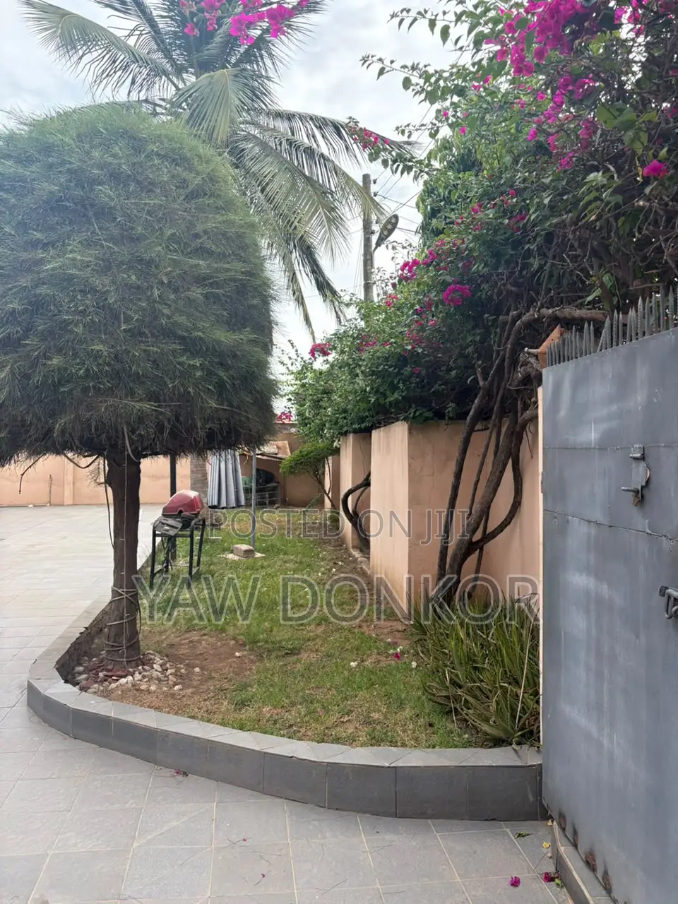 5bdrm House in Accra, Coca Cola for rent