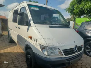 Mercedes-Benz Sprinter 2004 White