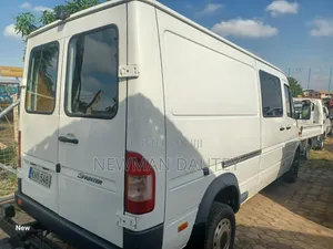 Mercedes-Benz Sprinter 2004 White