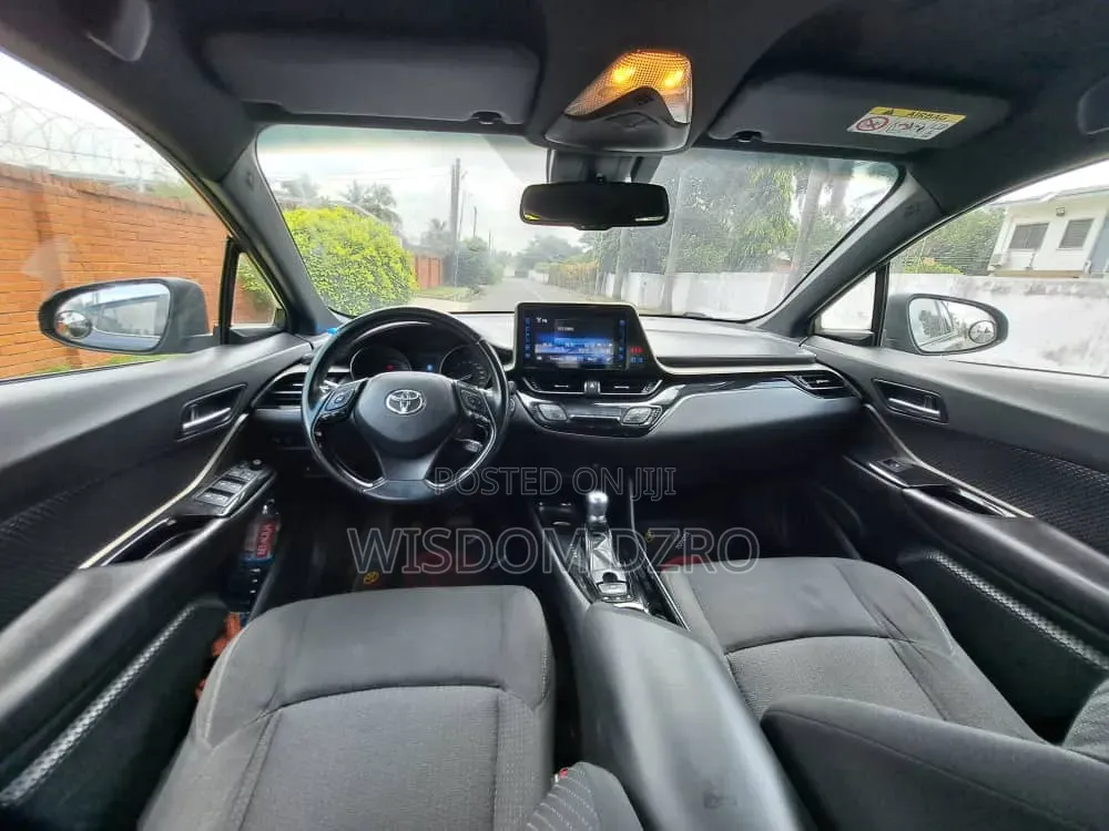 Toyota C-HR 2017 Gray
