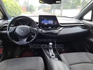Toyota C-HR 2017 Gray