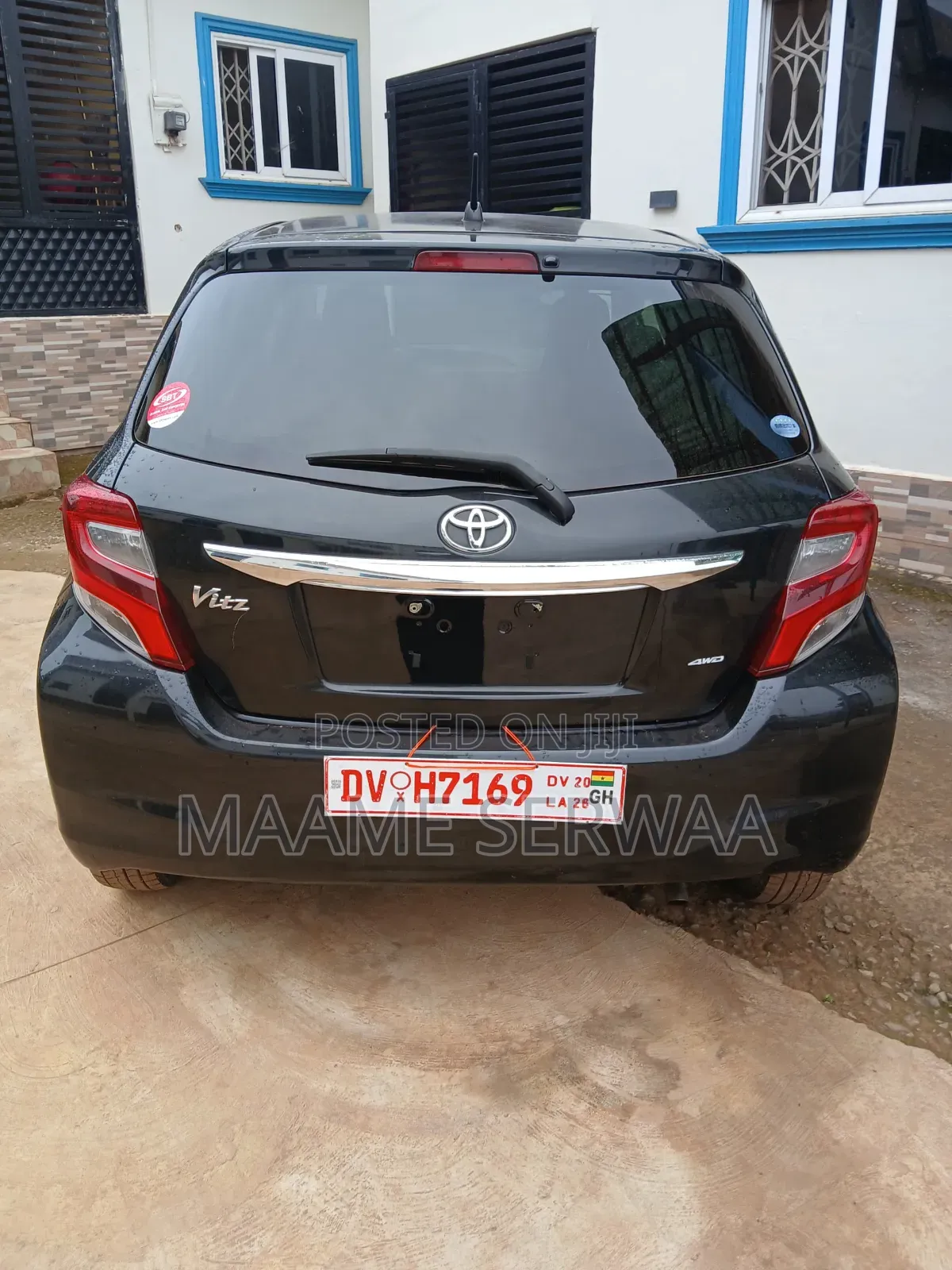 Toyota Vitz 2015 Black