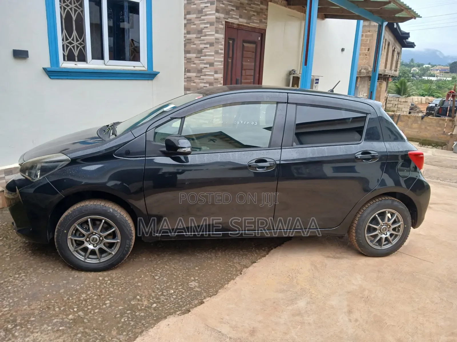 Toyota Vitz 2015 Black