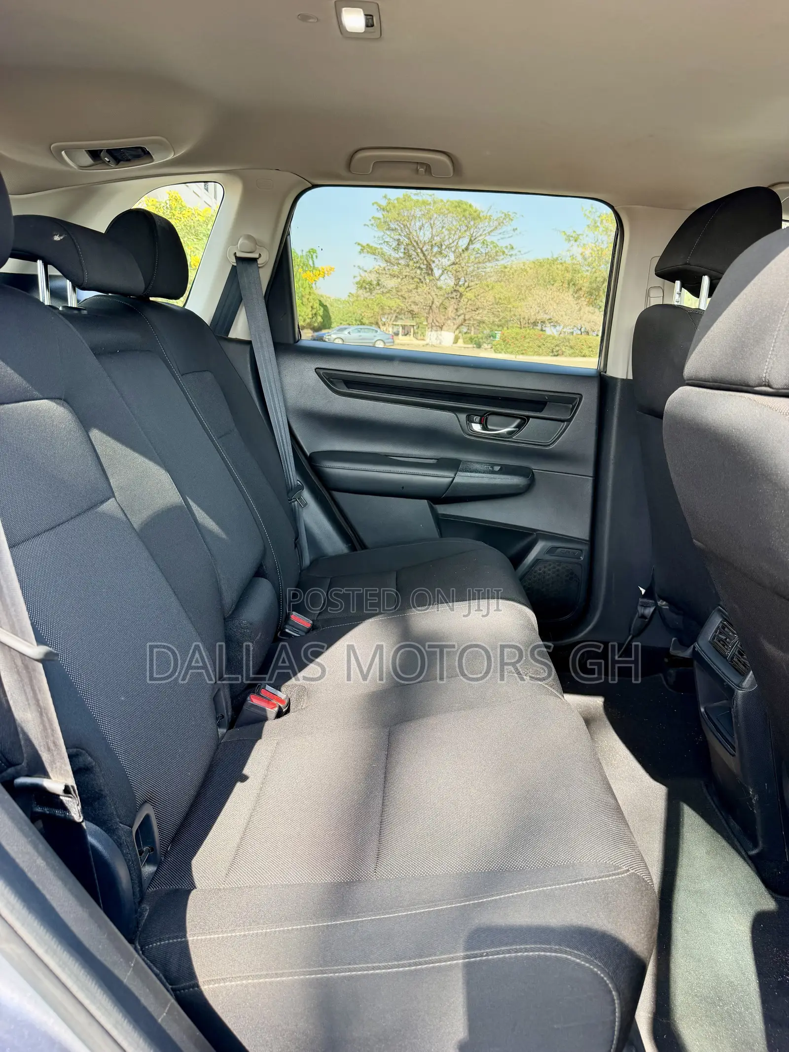 Honda CR-V LX 2WD 2023 Silver