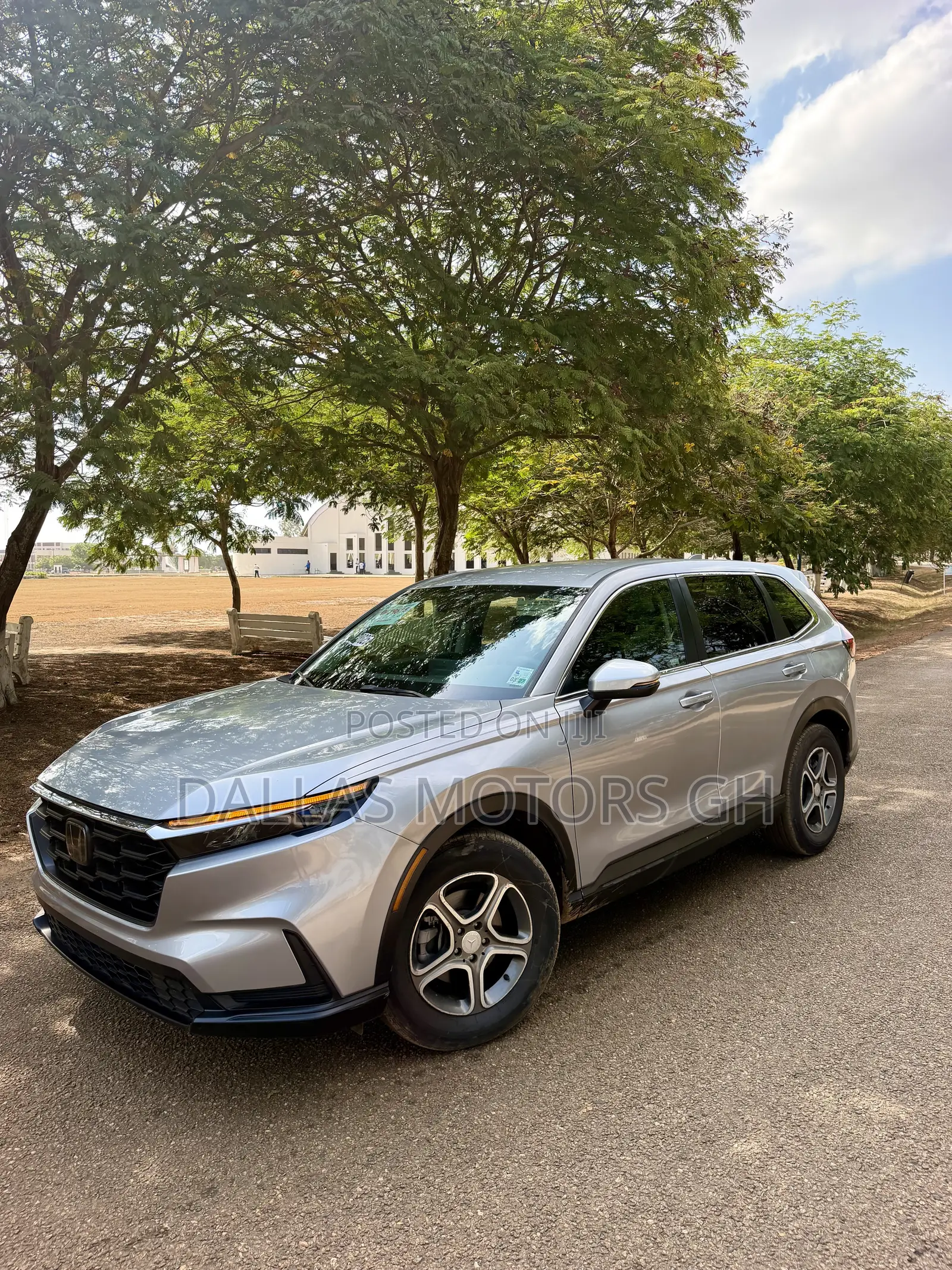 Honda CR-V LX 2WD 2023 Silver