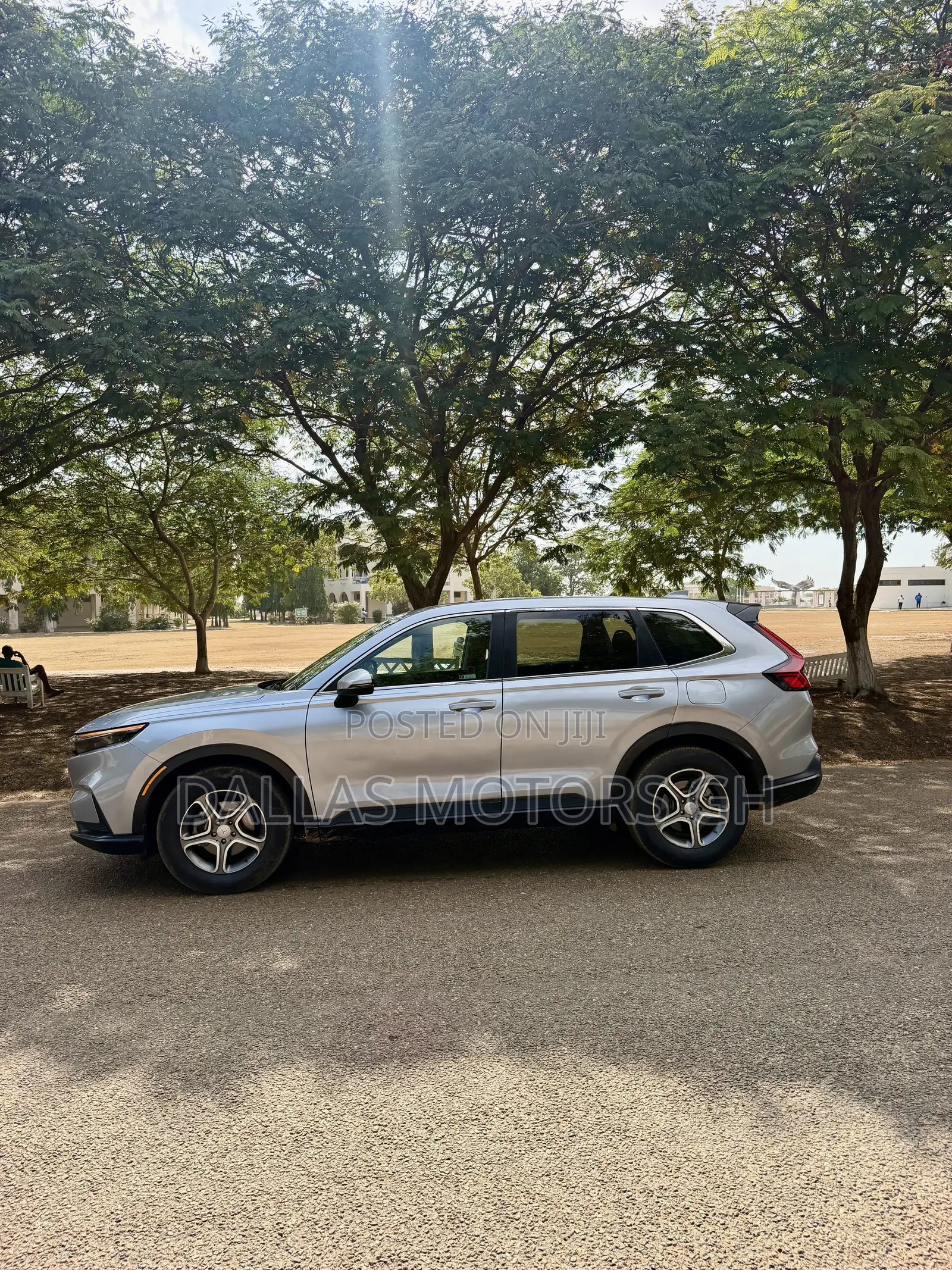 Honda CR-V LX 2WD 2023 Silver