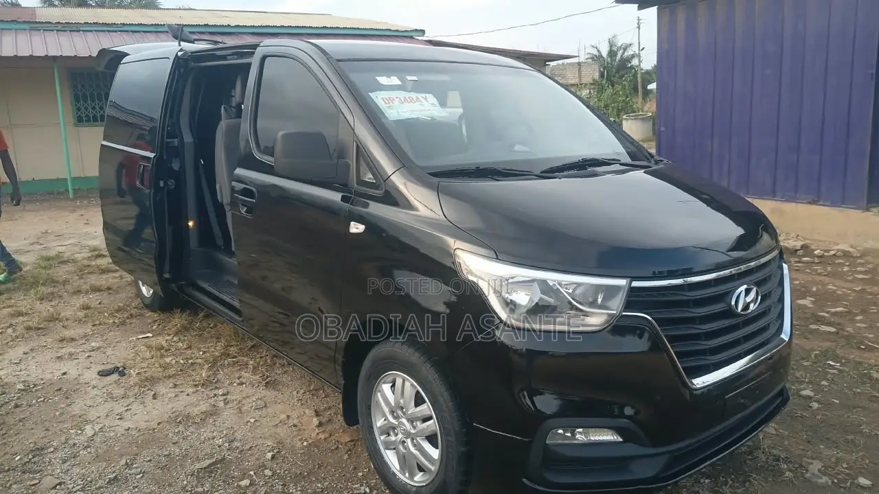 Hyundai Starex 2019 Black