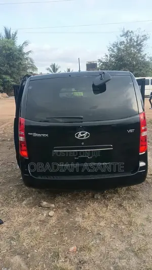 Hyundai Starex 2019 Black