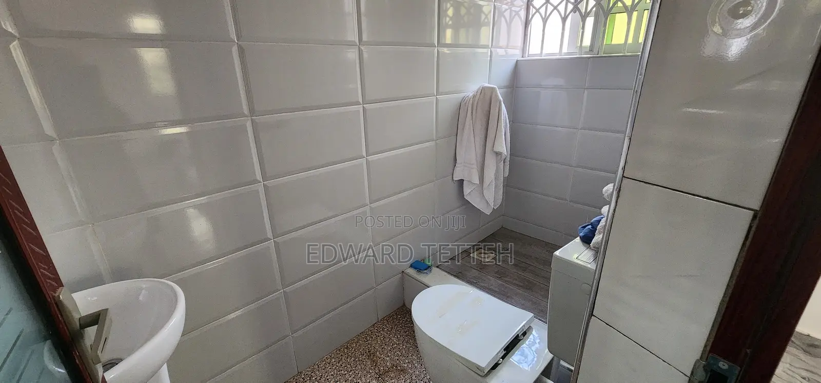 12bdrm House in Eddy Properties, Atwima Nwabiagya for sale