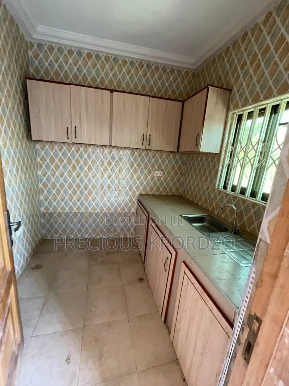 1bdrm Room & Parlour in Adenta New Legon for rent