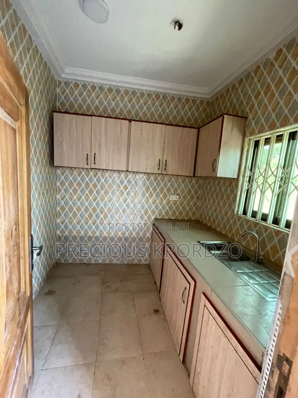 1bdrm Room & Parlour in Adenta New Legon for rent