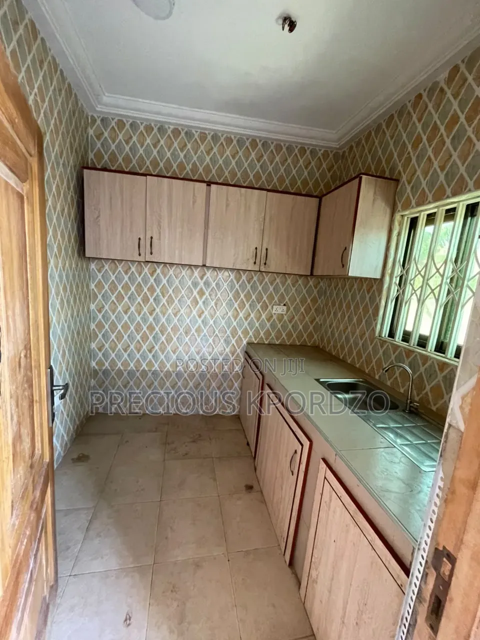 1bdrm Room & Parlour in Adenta New Legon for rent