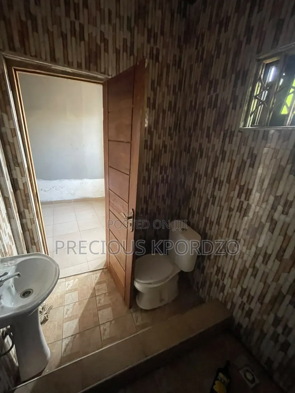 1bdrm Room & Parlour in Adenta New Legon for rent