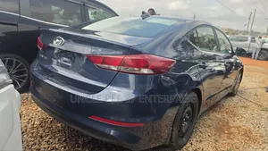 Hyundai Elantra Limited 2018 Blue