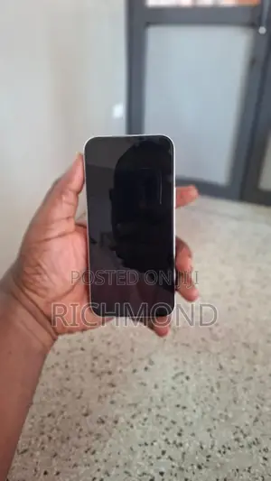 Apple iPhone 15 Plus 128 GB Green