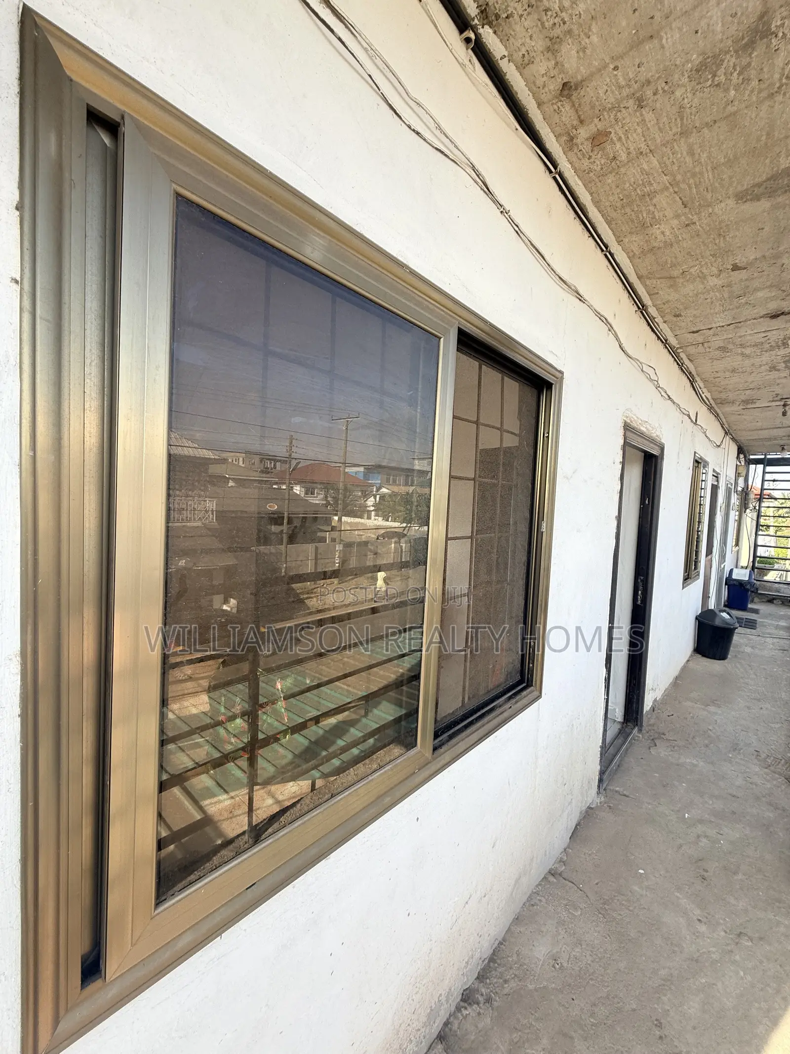 1bdrm Apartment in Community 18 Area, Spintex for rent