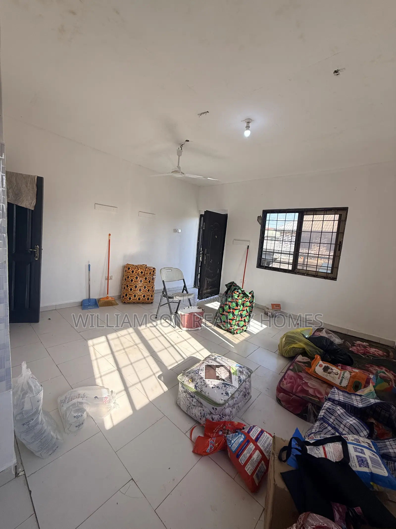 1bdrm Apartment in Community 18 Area, Spintex for rent