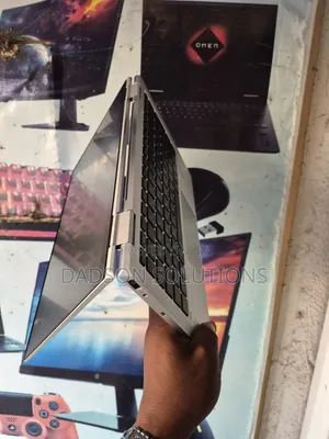Laptop HP EliteBook 1030 16GB Intel Core i7 SSHD (Hybrid) 512GB