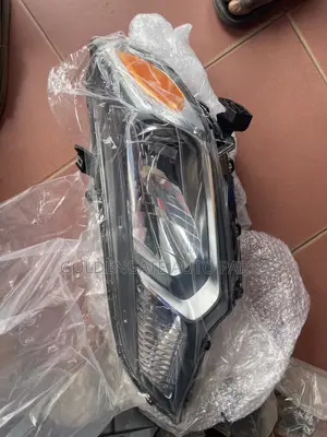 Honda Fit 2014 2015 2016 2017 2018 Headlight