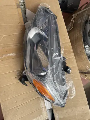 Honda Fit 2014 2015 2016 2017 2018 Headlight
