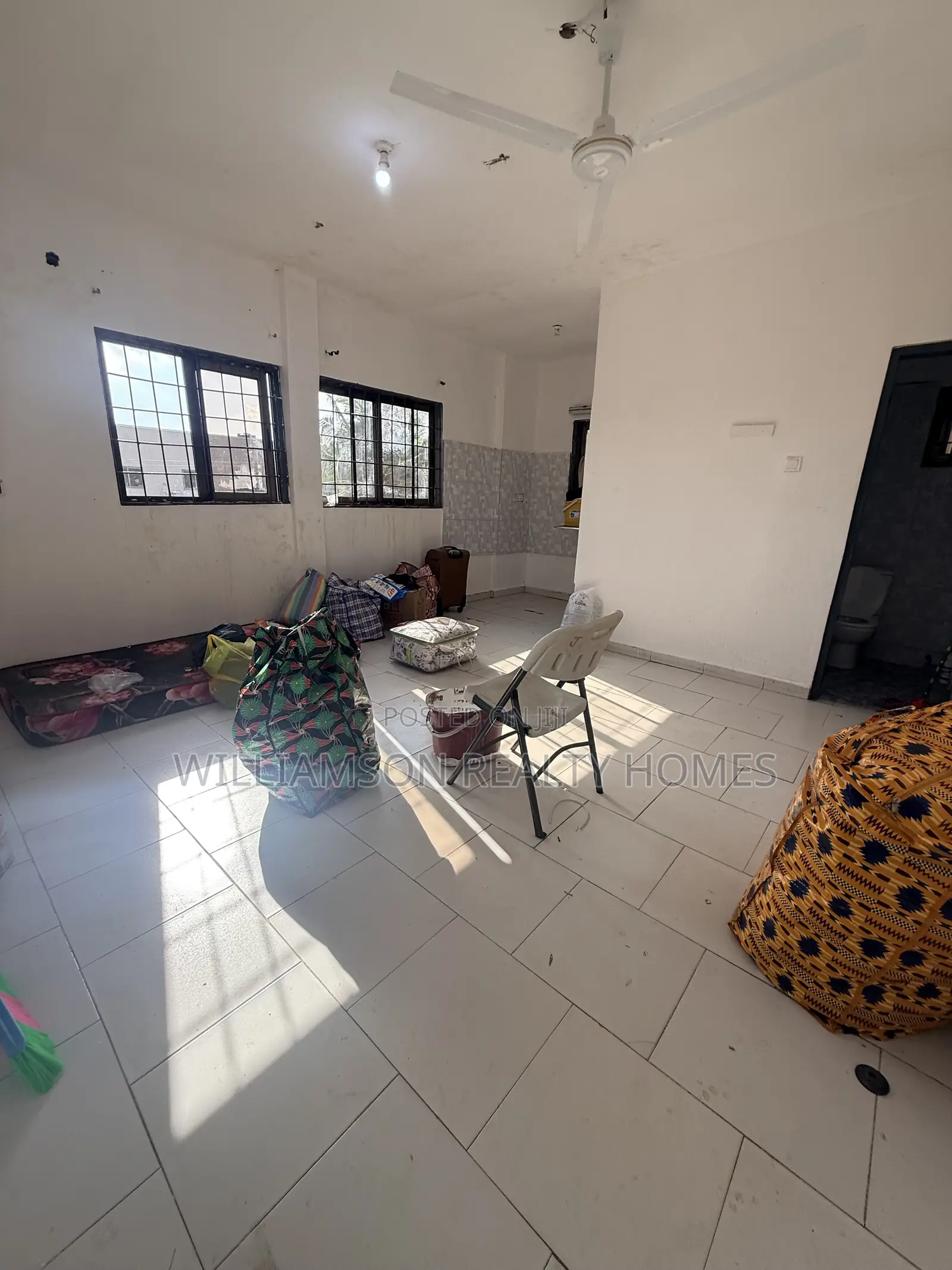 1bdrm Apartment in Community 18 Area, Spintex for rent