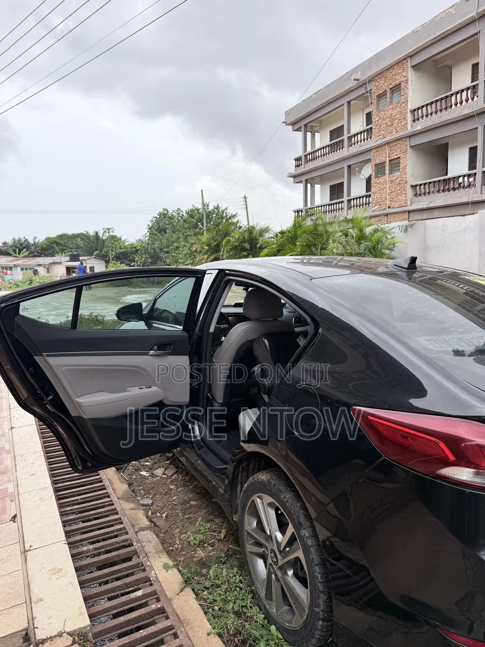 Hyundai Elantra 2017 Black