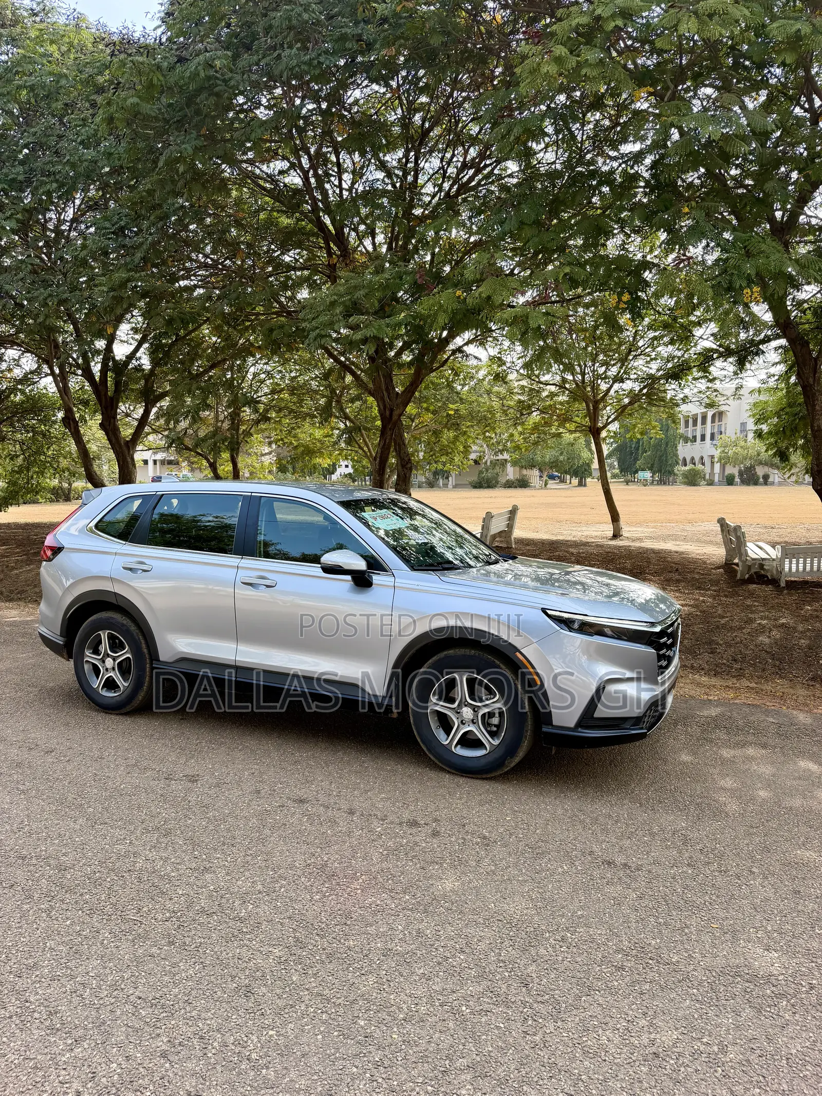 Honda CR-V LX 2WD 2023 Silver