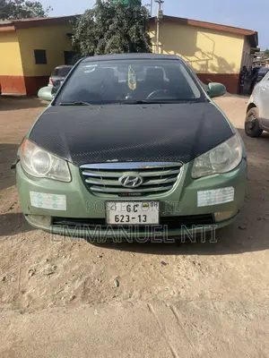 Hyundai Elantra 2010 Green