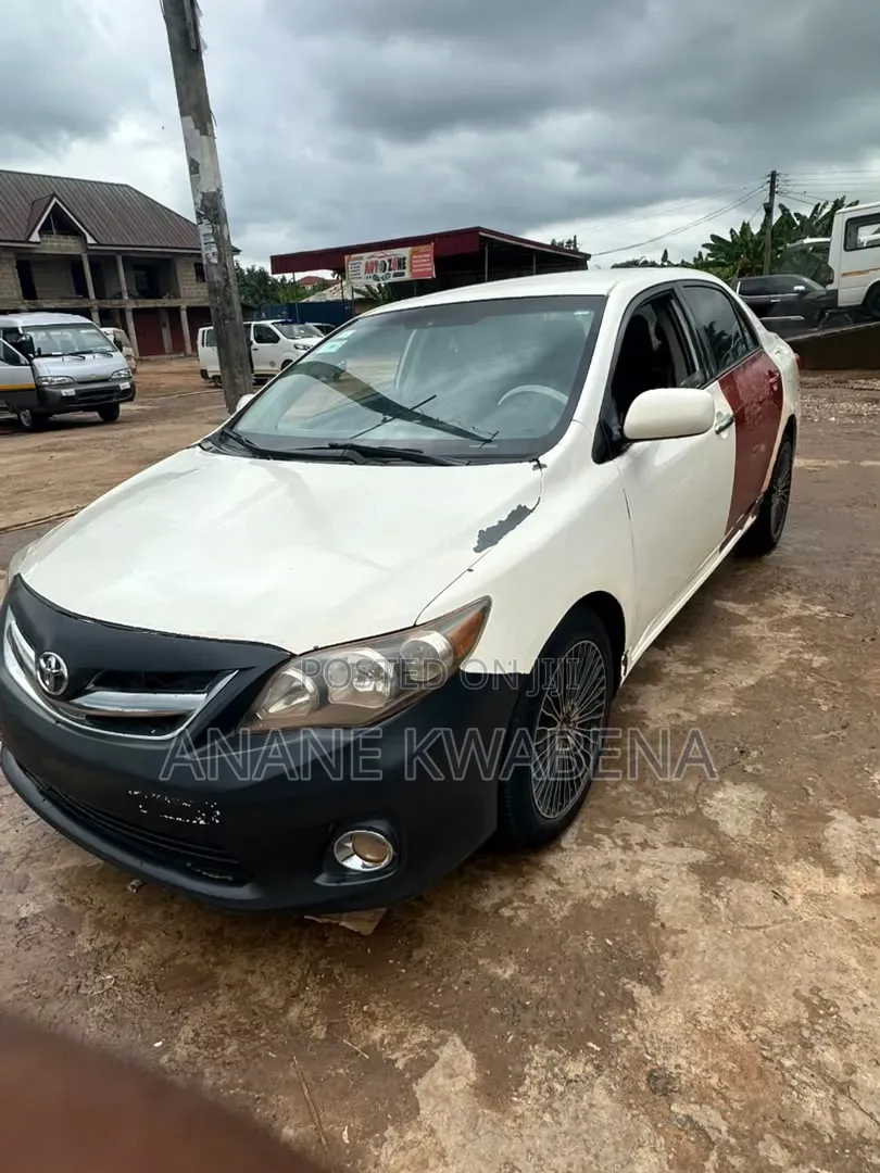 Toyota Corolla 1.8 Advanced 2009 White