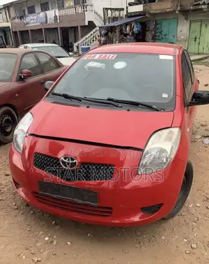 Toyota Yaris 2010 Red