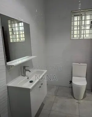 4bdrm Townhouse / Terrace in Jl Properties, Accra Metropolitan for rent