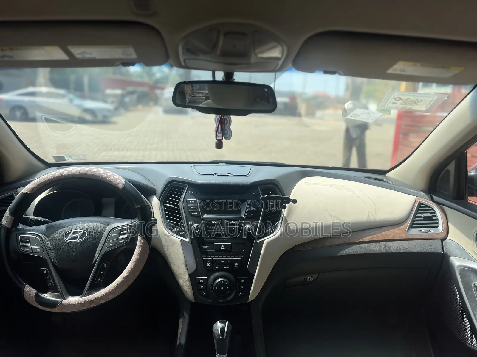 Hyundai Santa Fe 2013 Red